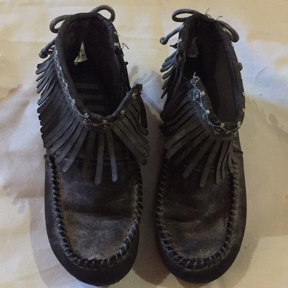 Hanna Anderson shoes